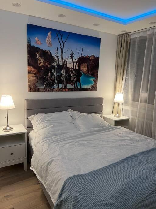 Lovely Flat Relax Near City Center Nuremberg ภายนอก รูปภาพ